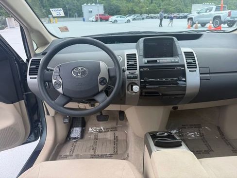 Used 2004 Toyota Prius FWD image 10