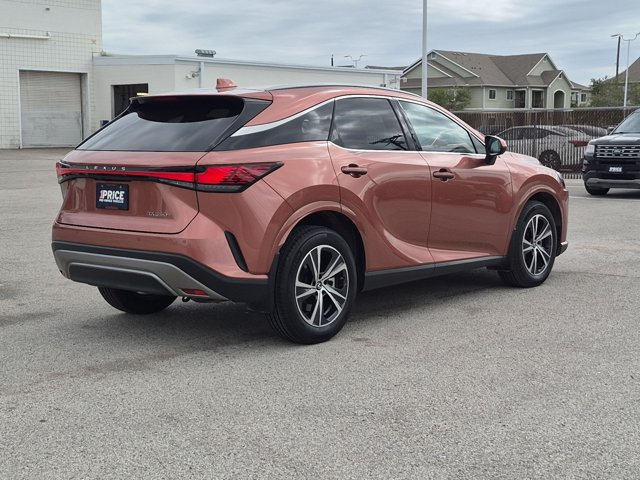 Used 2024 Lexus RX 350 Premium w/ Accessory Package (Z1) FWD image 5