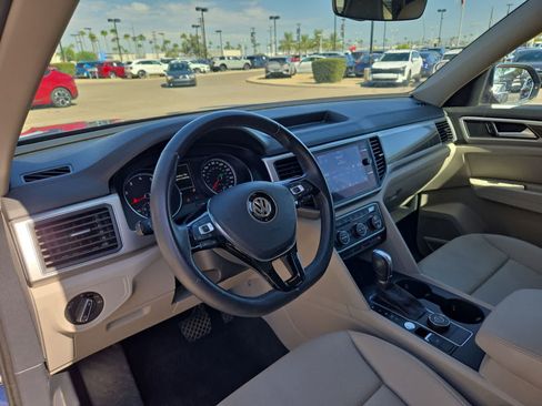 Used 2019 Volkswagen Atlas SE w/ Towing Package AWD/4WD image 10