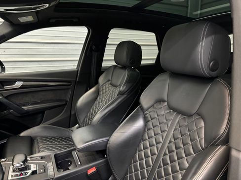 Used 2020 Audi SQ5 Premium Plus w/ Premium Plus Package AWD/4WD image 9