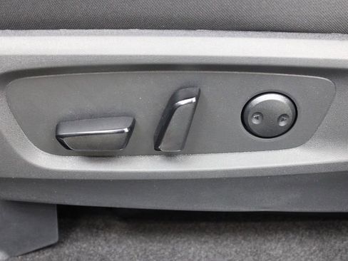 New 2026 Nissan Pathfinder SV FWD image 17