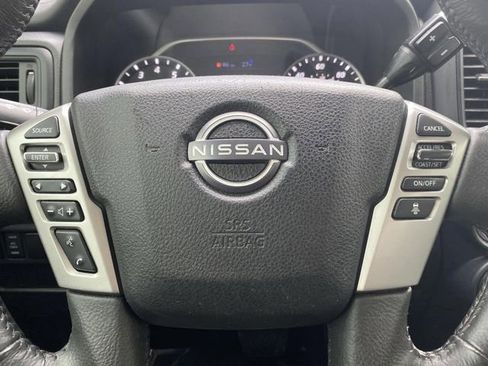 Used 2024 Nissan Titan SV w/ SV Convenience Package image 15