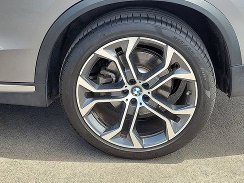 Used 2024 BMW X5 sDrive40i w/ Premium Package RWD image 10