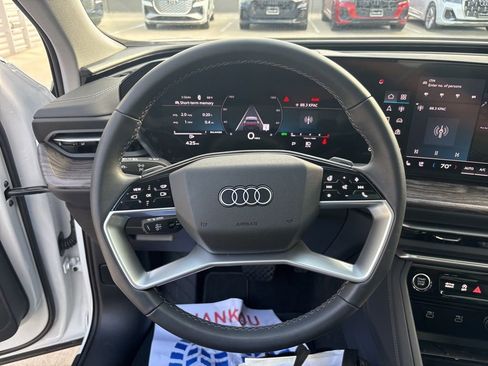 Used 2025 Audi Q5 Premium Plus w/ Premium Plus image 21