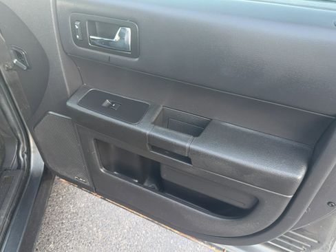 Used 2016 Ford Flex SE image 15