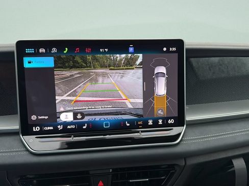 New 2026 Volkswagen Tiguan SE R-Line FWD image 14