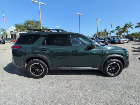 Used 2024 Nissan Pathfinder Rock Creek AWD/4WD image 4