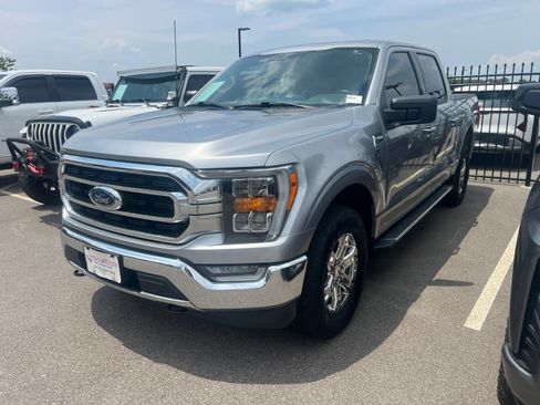 Used 2022 Ford F150 XLT w/ Equipment Group 302A High AWD/4WD image 3