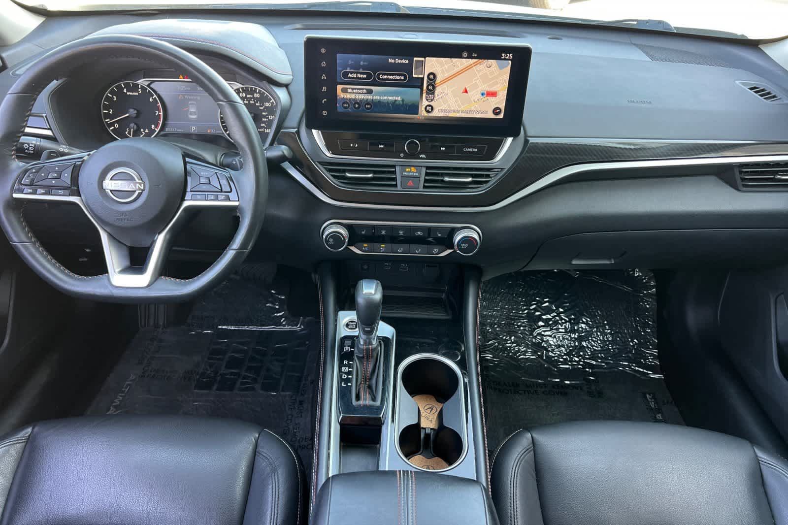 Used 2023 Nissan Altima 2.5 SR w/ SR Premium Package FWD image 4