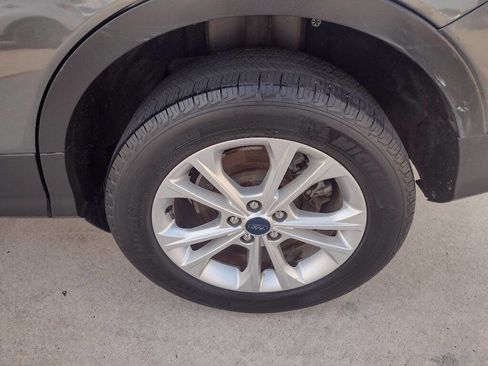 Used 2017 Ford Escape SE image 20