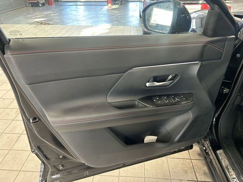 New 2026 Nissan Kicks SR w/ SR Premium Package image 25