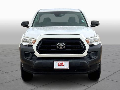 Used 2020 Toyota Tacoma SR AWD/4WD image 4