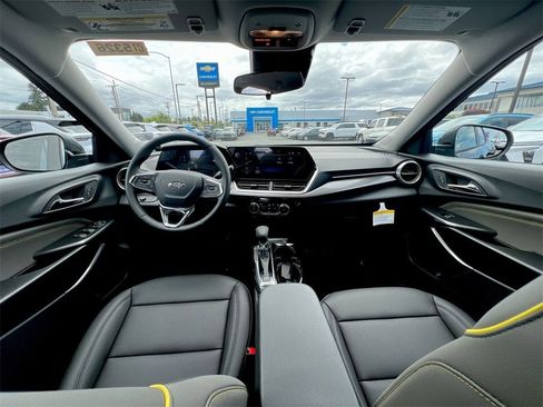 New 2025 Chevrolet Trax ACTIV w/ Driver Confidence Package image 18