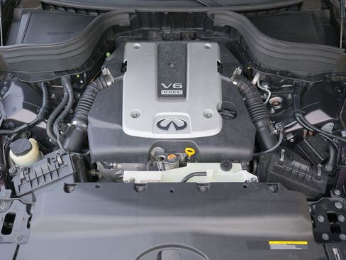 Used 2016 INFINITI QX50 2WD w/ Premium Package image 9