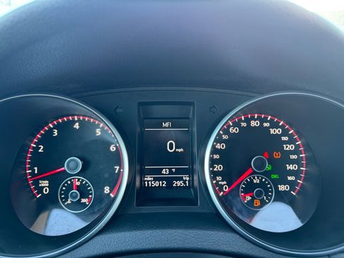 Used 2011 Volkswagen GTI w/ Convenience Package image 19
