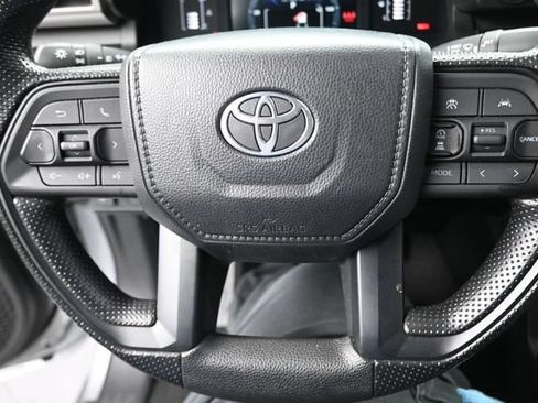 Used 2025 Toyota Tacoma SR5 RWD image 11