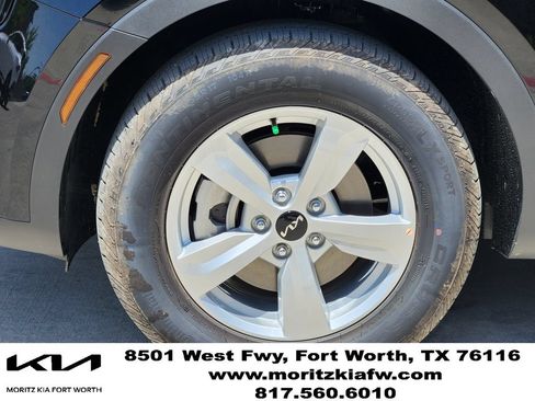New 2026 Kia Sorento LX FWD image 7