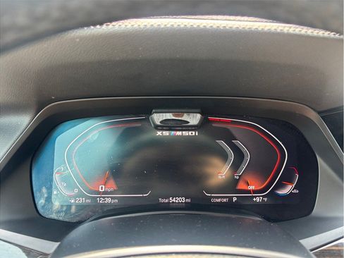 Used 2020 BMW X5 M50i AWD/4WD image 26