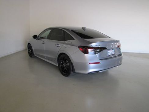 Certified 2025 Honda Civic Sport image 24