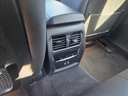 Used 2023 BMW i4 eDrive35 w/ Premium Package image 18