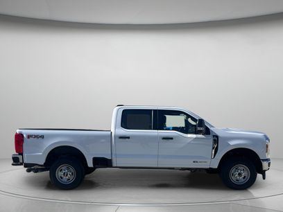 New 2026 Ford F250 XL w/ FX4 Off-Road Package