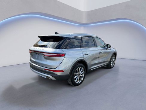 Used 2022 Lincoln Corsair AWD w/ Premium Package image 4