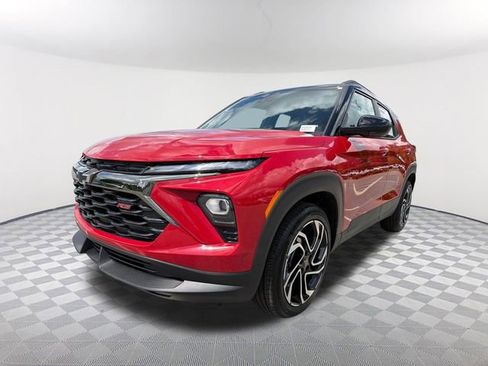 Used 2026 Chevrolet TrailBlazer RS w/ Convenience Package AWD/4WD image 1