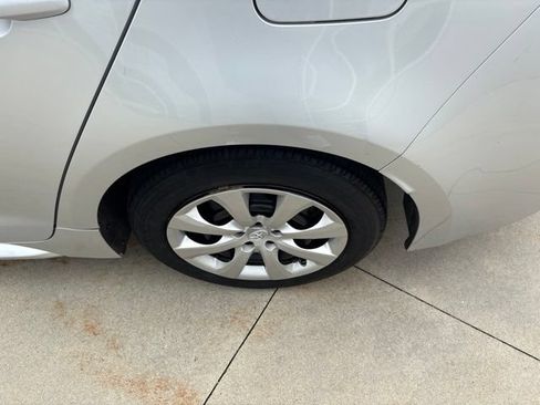 Used 2024 Toyota Corolla LE FWD image 12
