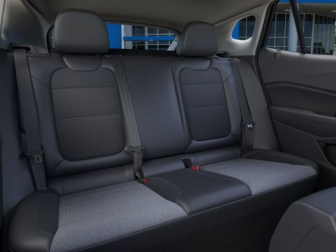 New 2026 Chevrolet Trax LT FWD image 17