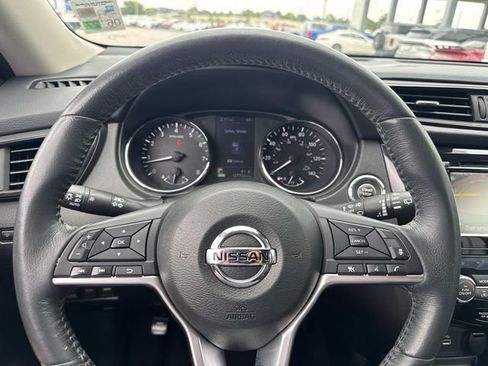 Used 2018 Nissan Rogue SL AWD/4WD image 28