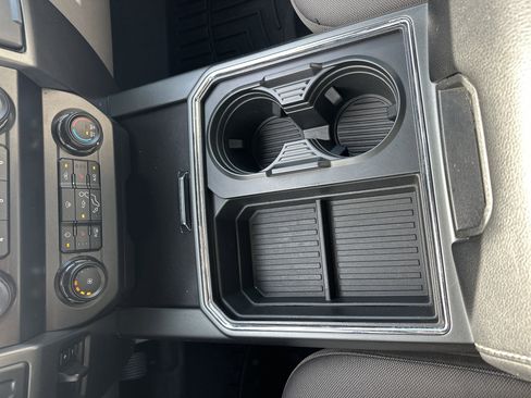 Used 2021 Ford F250 XLT w/ XLT Premium Package image 23