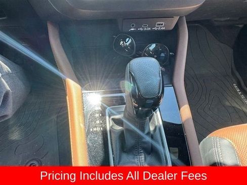 Used 2025 Subaru Forester Touring w/ Popular Package - Touring AWD/4WD image 16