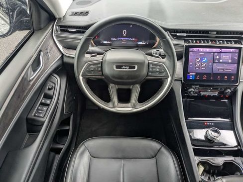 Used 2021 Jeep Grand Cherokee L Limited RWD image 20
