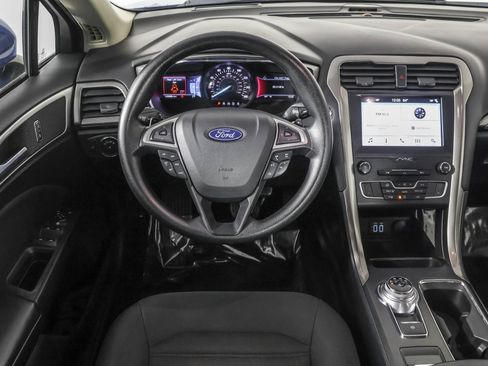 Used 2019 Ford Fusion SE image 37