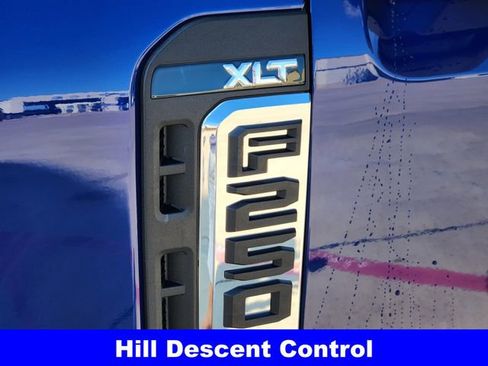 New 2026 Ford F250 XLT w/ FX4 Off-Road Package image 11