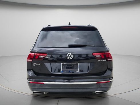Used 2020 Volkswagen Tiguan SE FWD image 5