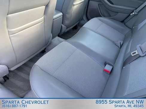Used 2015 Chevrolet Malibu LT w/ Power Convenience Package FWD image 9