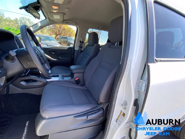 Used 2024 Nissan Frontier S AWD/4WD image 31