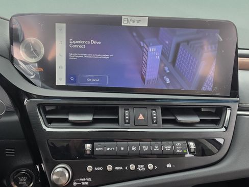 New 2025 Lexus ES 350 w/ Premium Package image 17