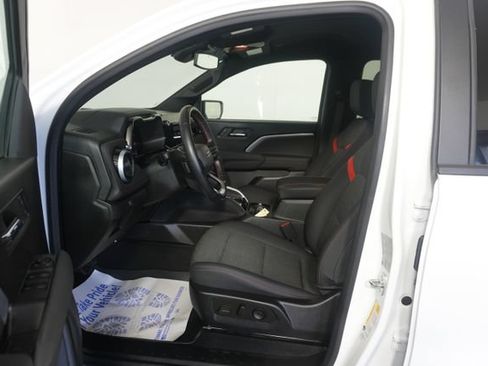Used 2023 Chevrolet Colorado Z71 w/ Z71 Convenience Package 2 AWD/4WD image 25