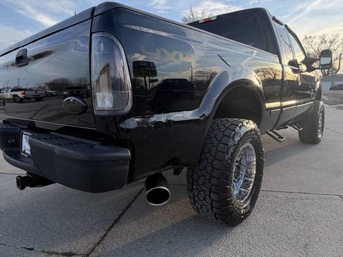 Used 1999 Ford F250 XLT image 12