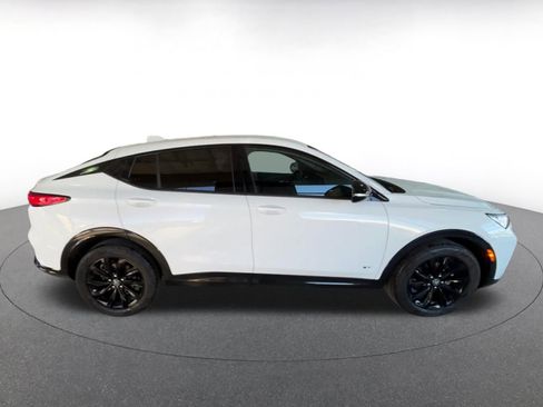 Used 2025 Buick Envista Sport Touring image 21