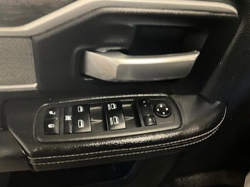 Used 2022 RAM 2500 Big Horn w/ Level C Equiment Group AWD/4WD image 30