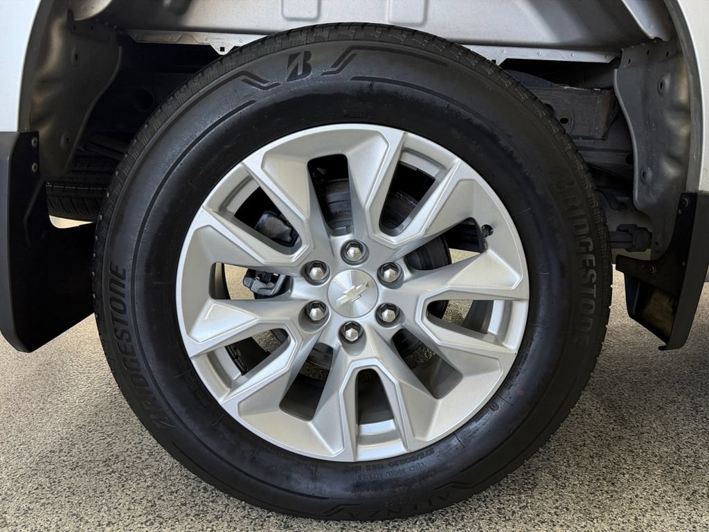 Used 2019 Chevrolet Silverado 1500 Custom w/ Custom Convenience Package RWD image 43