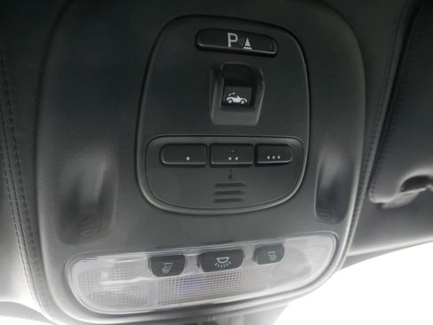 Used 2013 Jaguar XKR R image 29