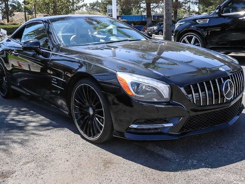 Used 2014 Mercedes-Benz SL 550 image 19