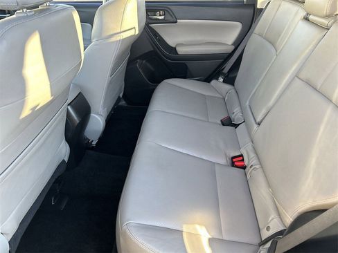 Used 2014 Subaru Forester 2.5i Limited w/ Popular Package #2 image 14
