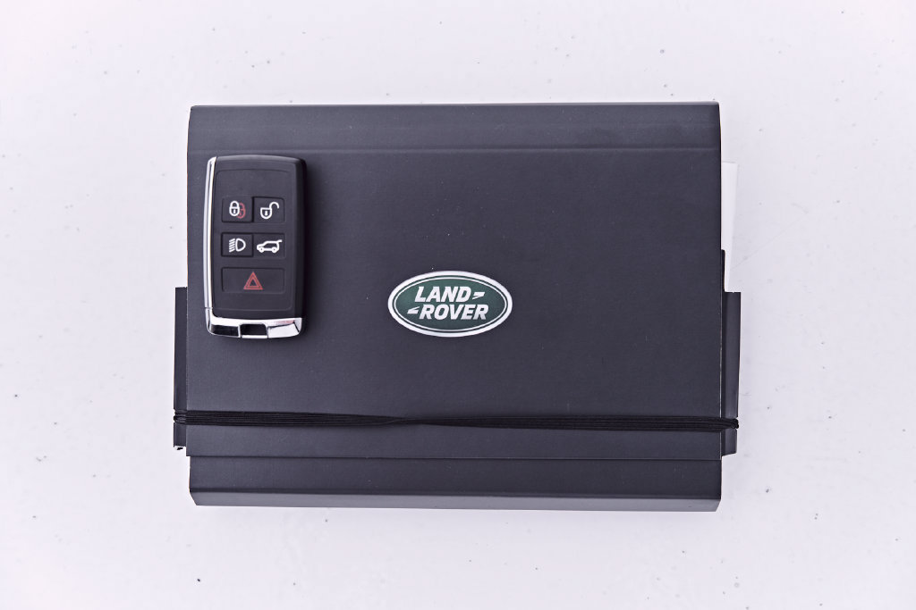 Used 2025 Land Rover Range Rover SE AWD/4WD image 82