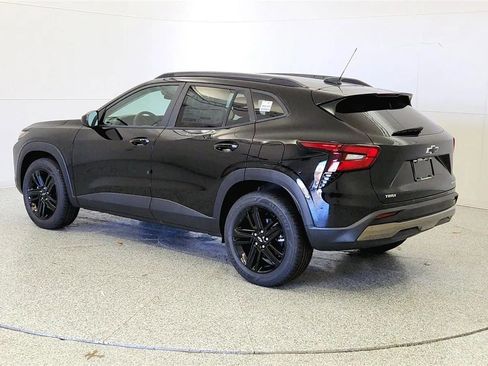 New 2026 Chevrolet Trax ACTIV w/ Driver Confidence Package FWD image 5