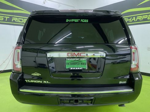 Used 2019 GMC Yukon XL Denali w/ Denali Ultimate Package image 8